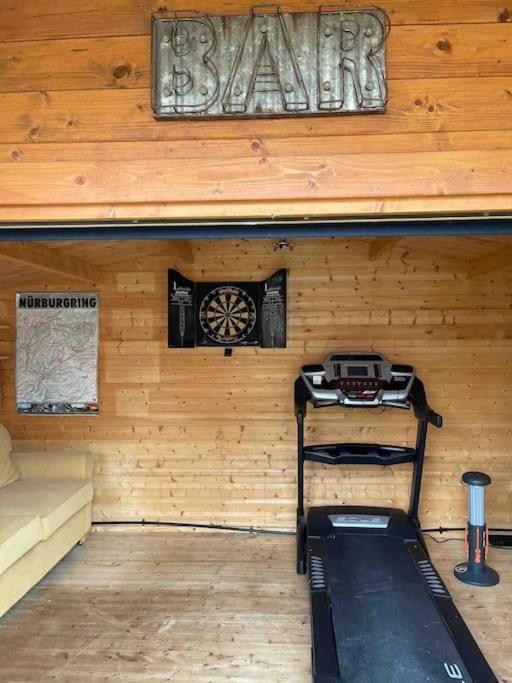 Holiday home Modern 4 Bedroom House In Sunny Corner *