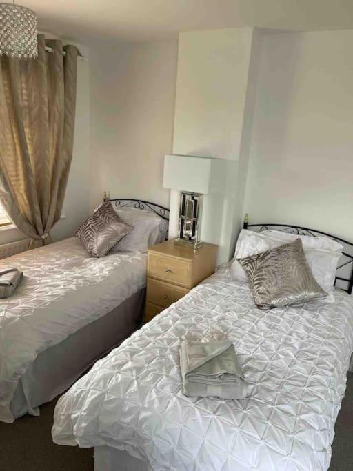 Modern 4 Bedroom House In Sunny Corner Vakantiehuis Weymouth